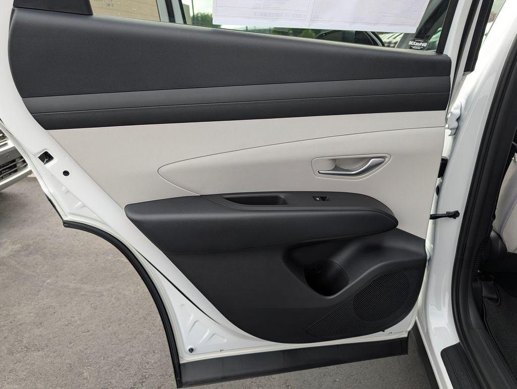 New 2026 White Hyundai SEL FWD image 16