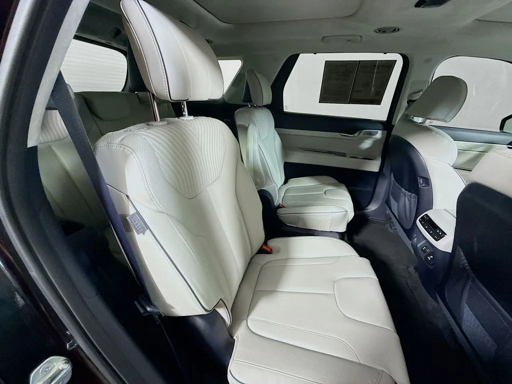 Used 2024 Abyss Black Pearl Hyundai Calligraphy image 29