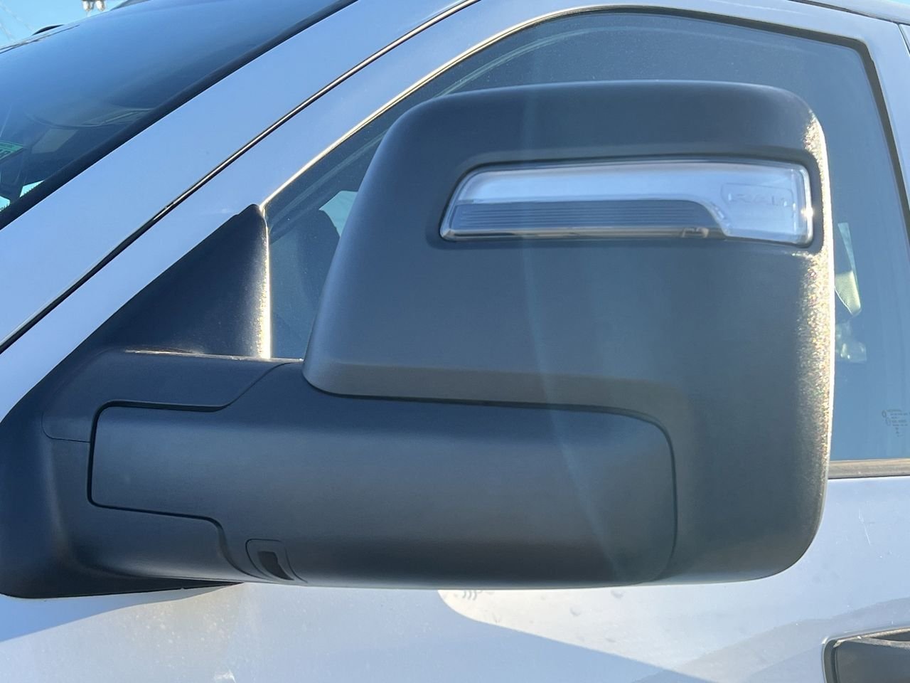 New 2026 Bright White Clear-Coat Exterior Paint RAM Tradesman image 29