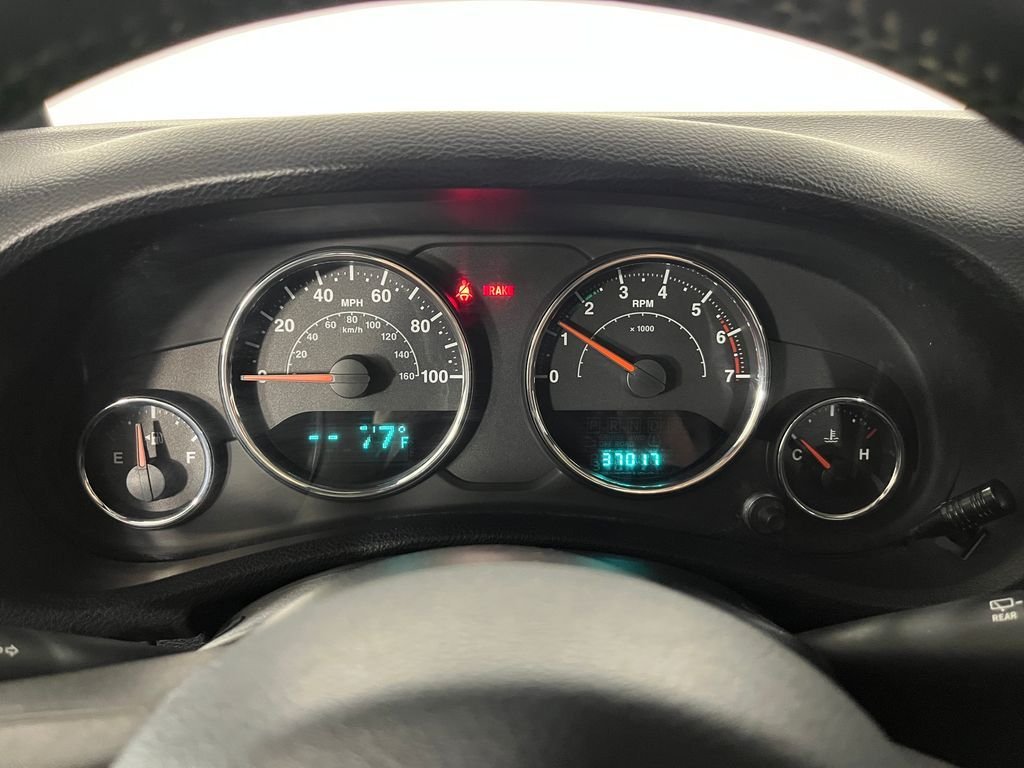 Used 2011 Black Jeep Rubicon image 14