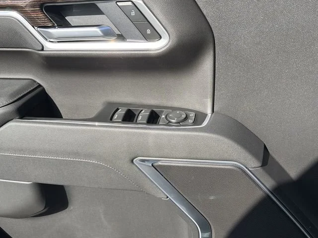 New 2026 Summit White GMC SLE image 21