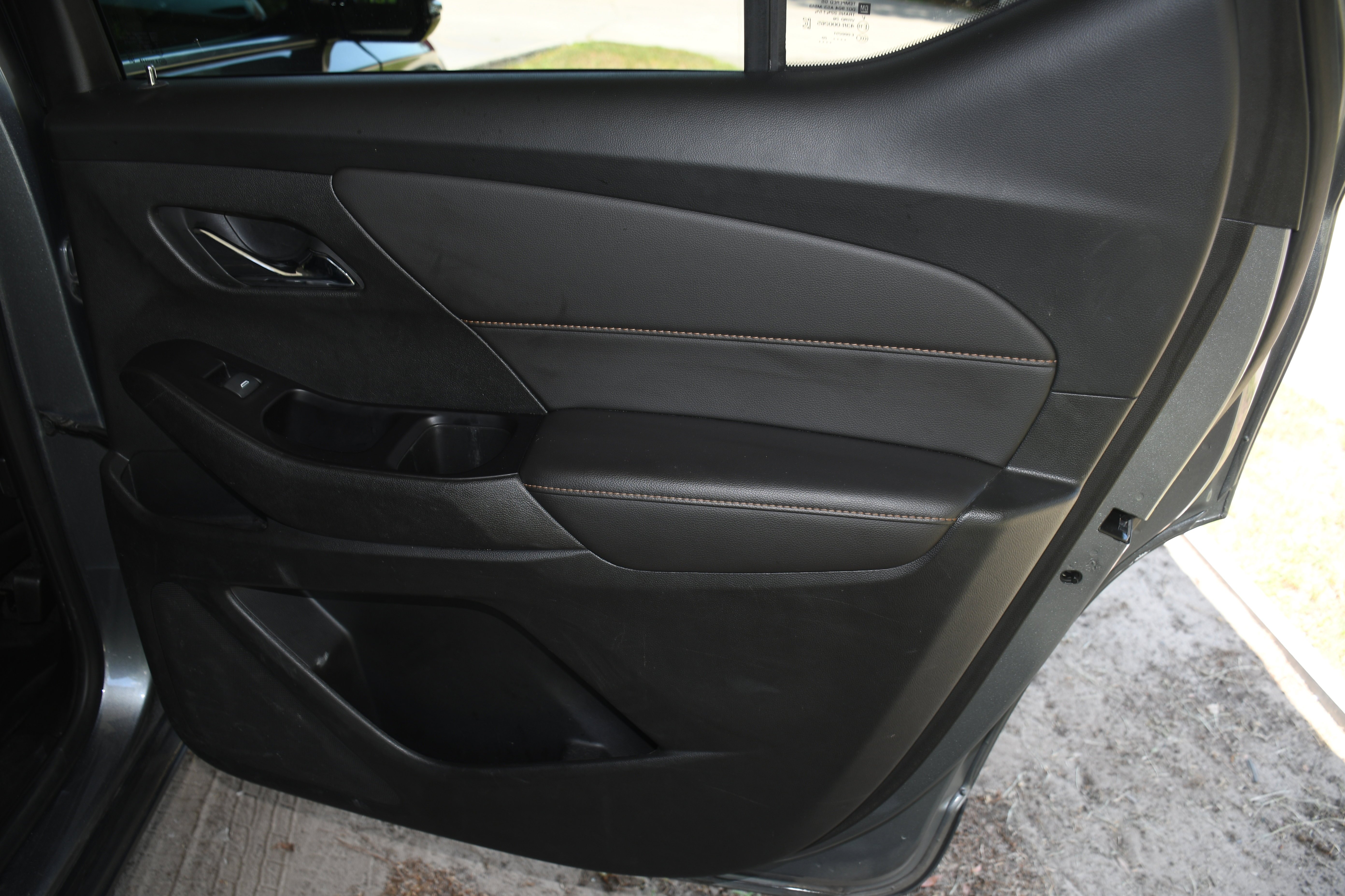 Used 2020 Gray Chevrolet LT image 18