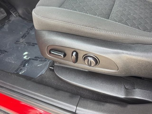 Used 2020 Red Chevrolet LT image 30