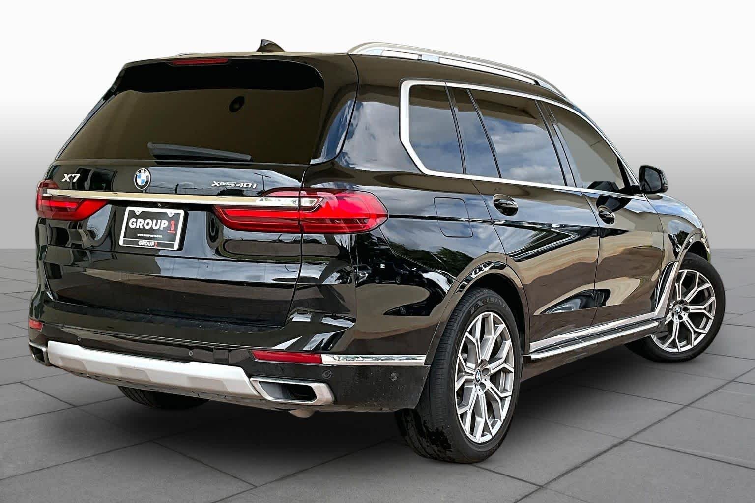 Used 2021 Jet Black BMW xDrive40i image 12