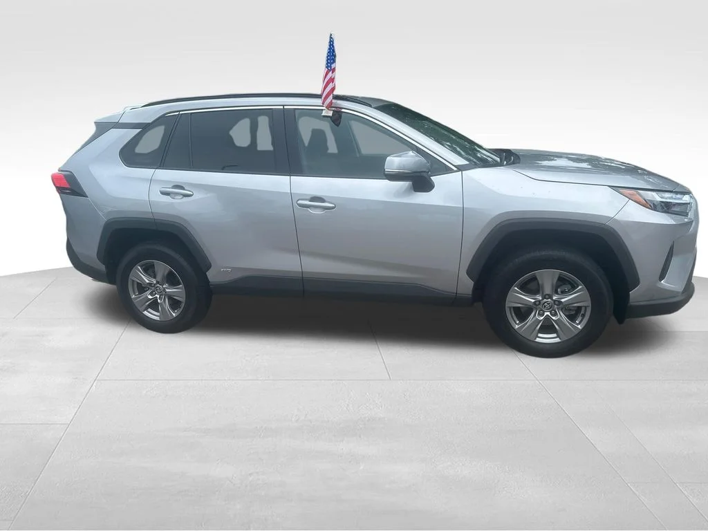 Used 2024 Silver Toyota XLE image 30