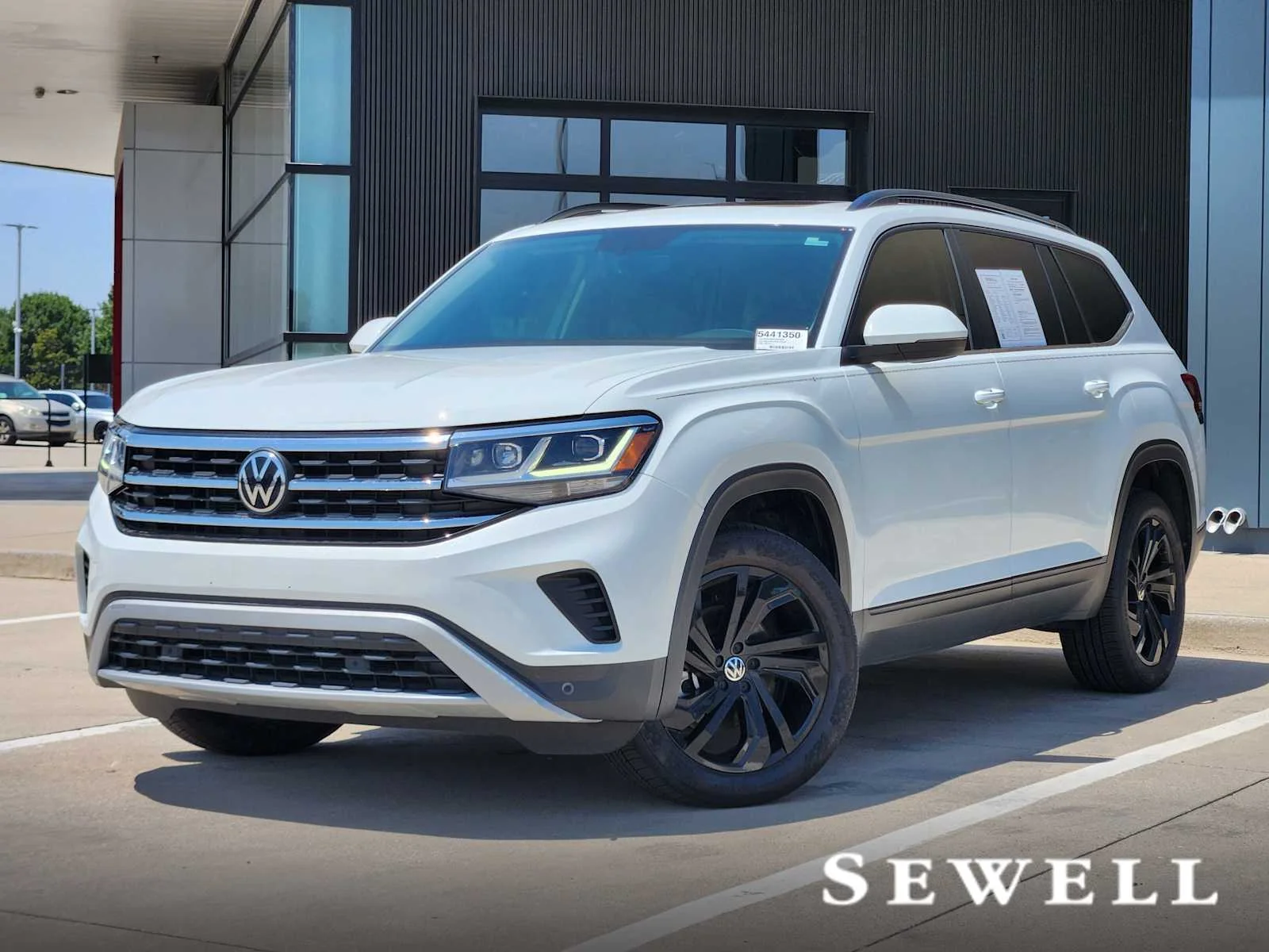 Pre-Owned 2023 Volkswagen Atlas 3.6L V6 SE w/Technology