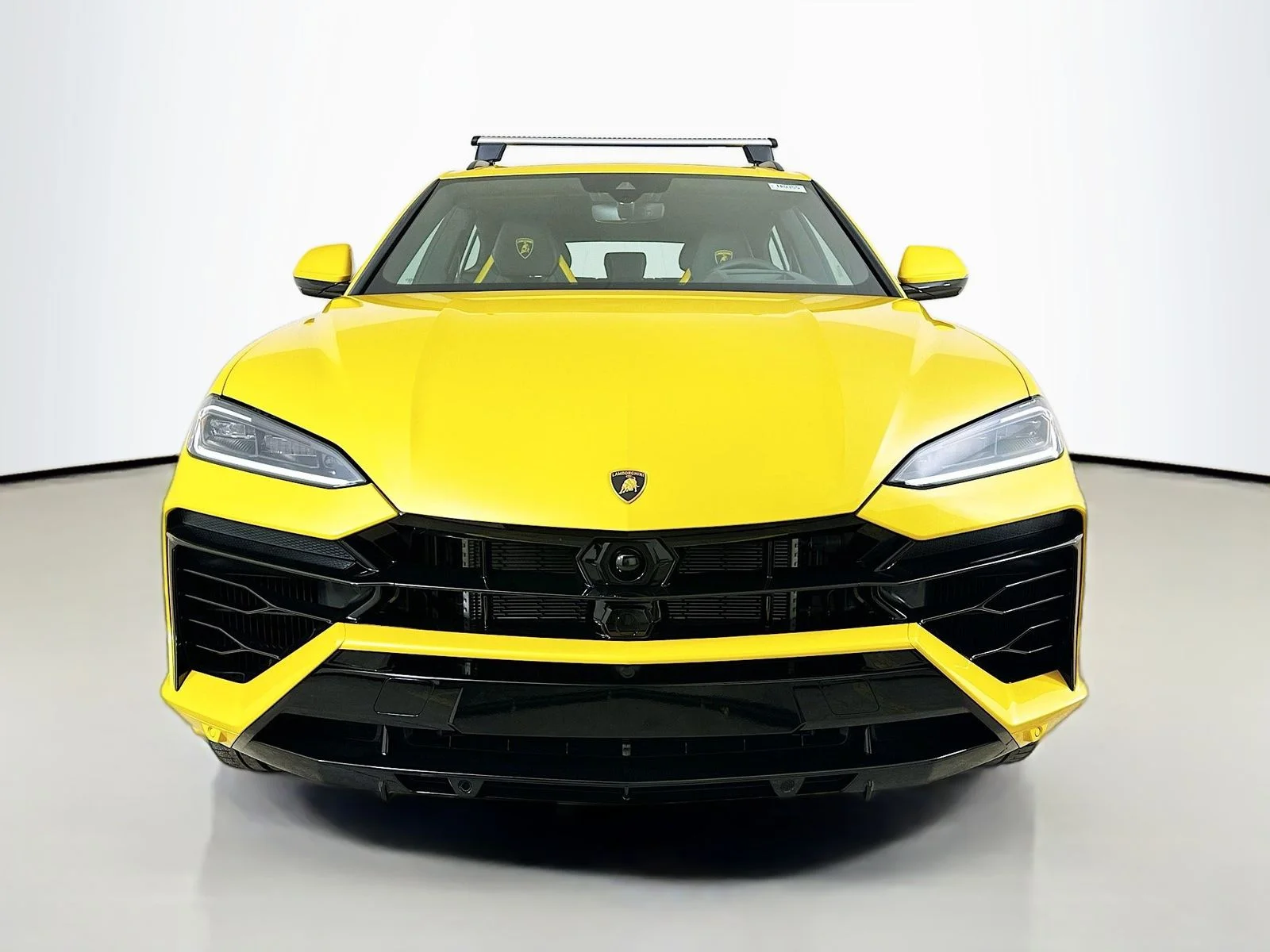 Used 2025 Yellow Lamborghini  image 2