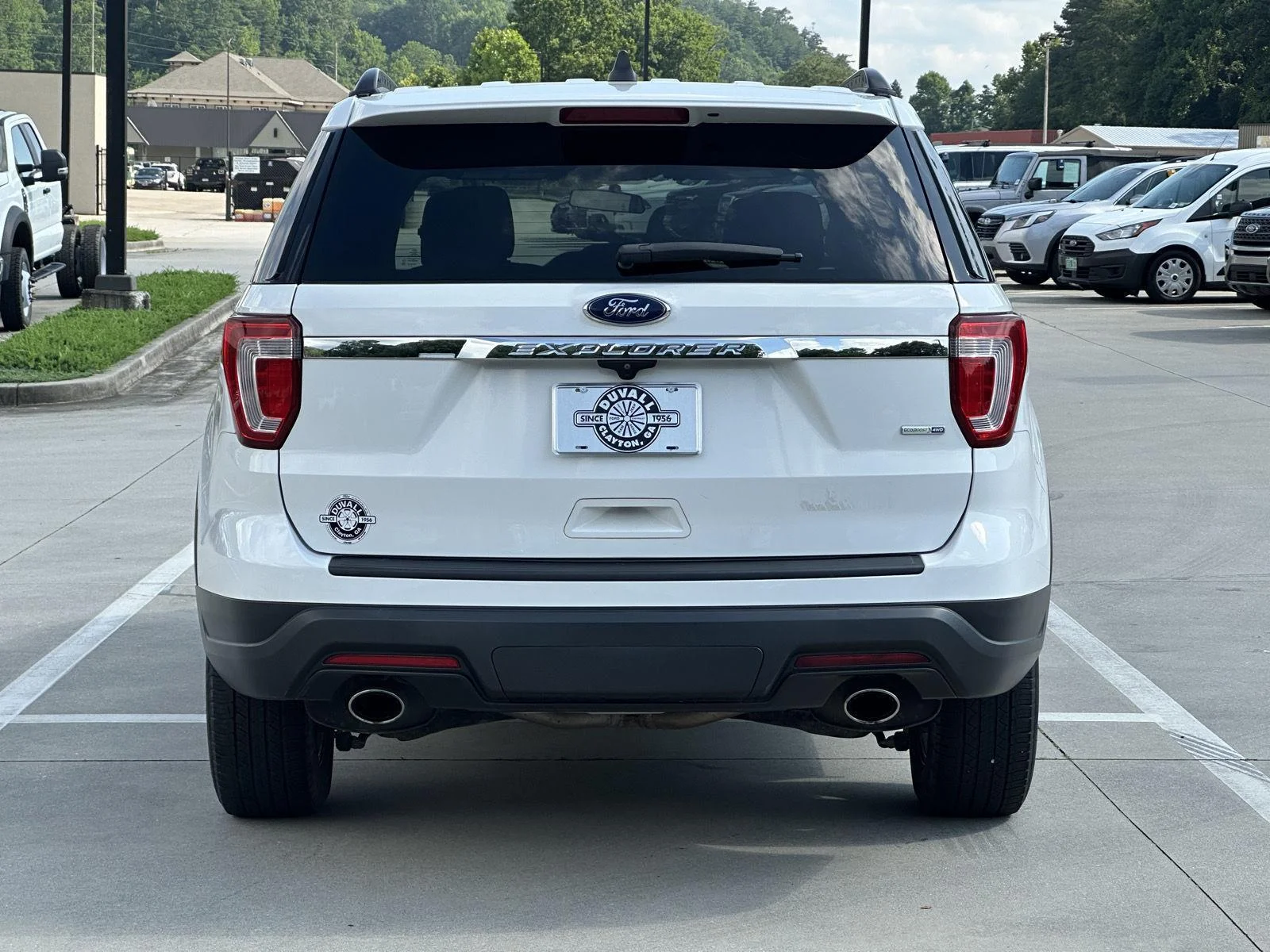Used 2018 Oxford White Ford Base image 6