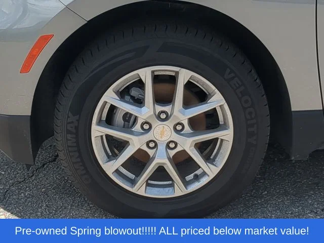 Used 2024 Gray Chevrolet LT image 18