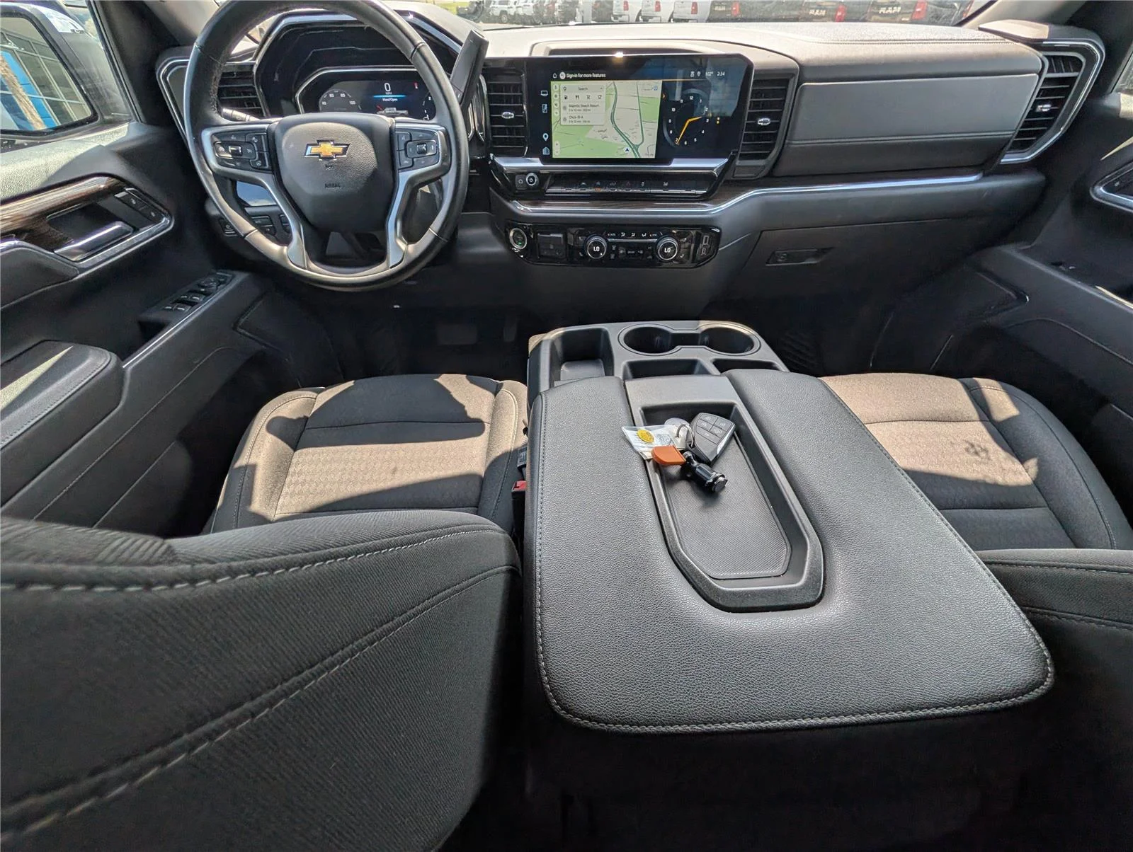Used 2025 Cypress Gray Chevrolet LT image 30