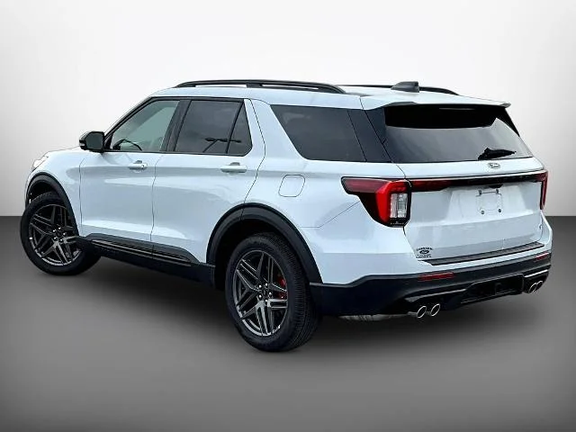 New 2026 Space White Metallic Ford ST image 15