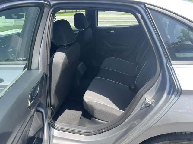 New 2026 Pyrite Silver Metallic Volkswagen 1.5T Sport image 8