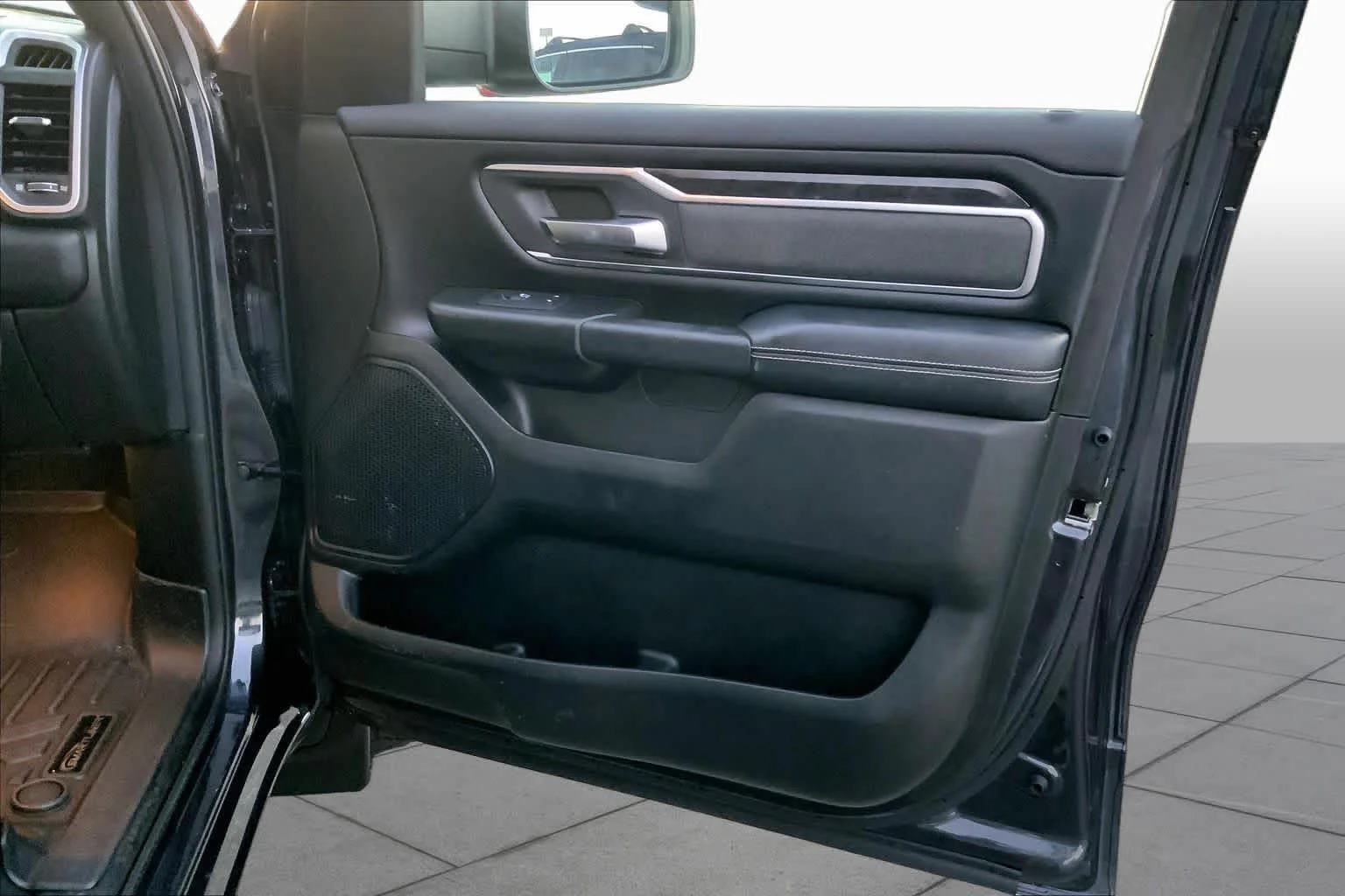 Used 2019 Maximum Steel Metallic Clearcoat Ram Big Horn/Lone Star image 19