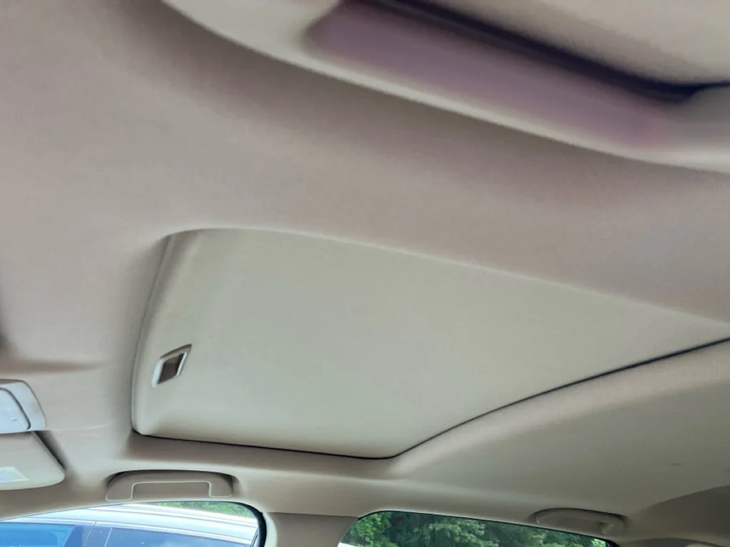 Used 2017 White Diamond Pearl Honda EX-L image 4