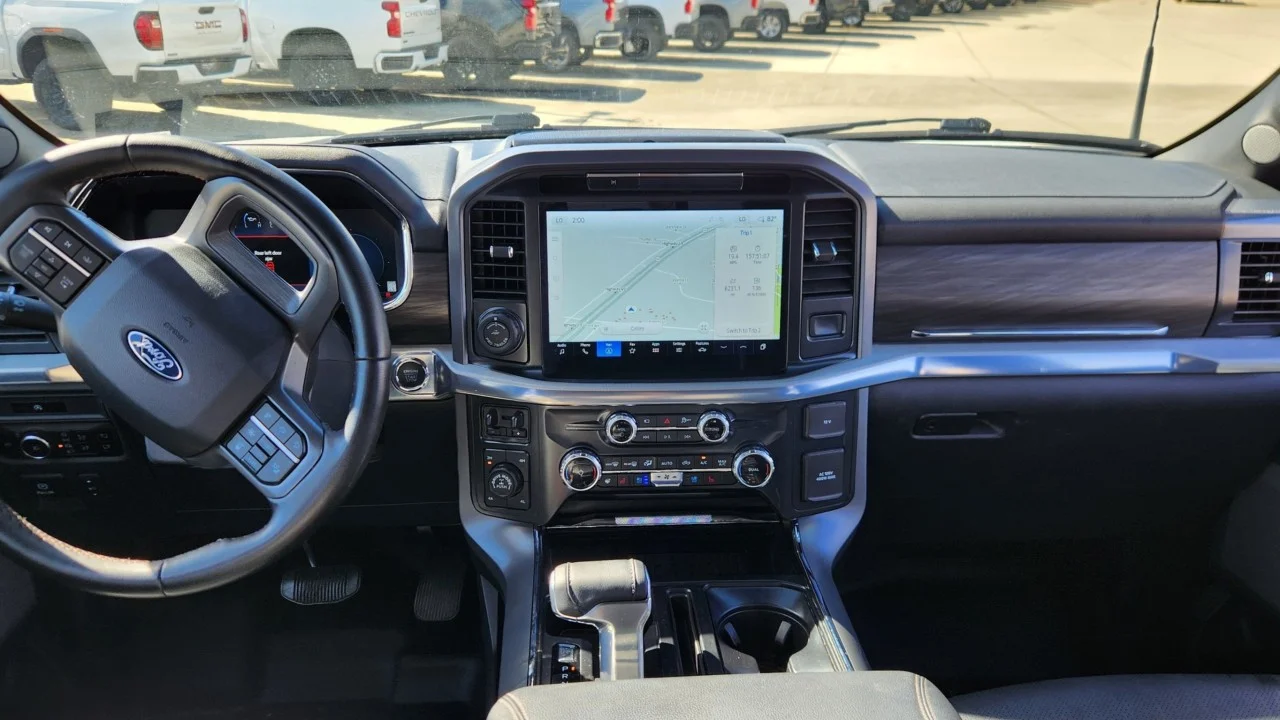 Used 2025 White Ford LARIAT image 12