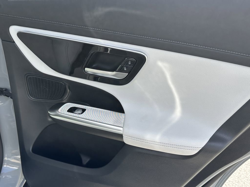 New 2026 MANUFAKTUR Alpine Grey Mercedes-Benz GLC 300 image 19