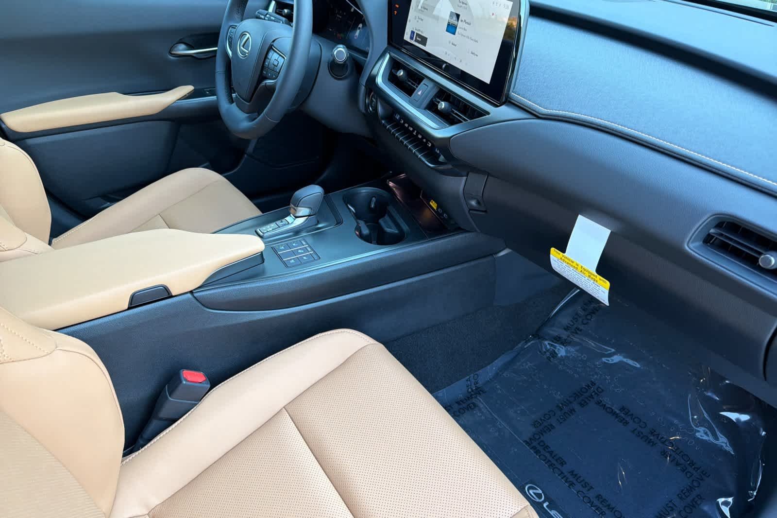 New 2026 Nori Green Pearl Lexus UX 300h PREMIUM AWD image 17
