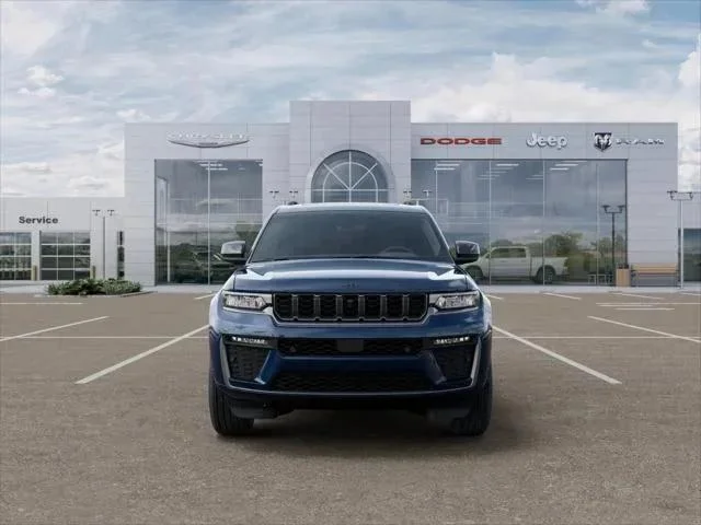 New 2026 Fathom Blue Pearl-Coat Exterior Paint Jeep Limited image 6