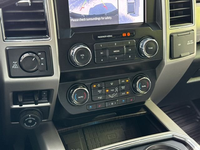 Used 2021 Gray Ford Lariat image 27