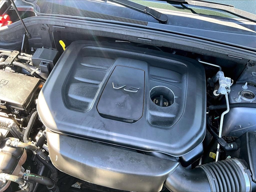 Used 2021 Silver Jeep Laredo E image 36