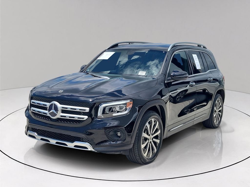 Certified Used 2022 Black Mercedes-Benz GLB 250 image 3