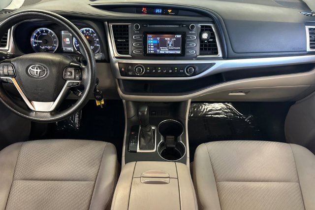 Certified Used 2019 Silver Toyota LE image 17