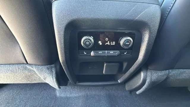 2026 GMC Acadia AT4 - Photo 25