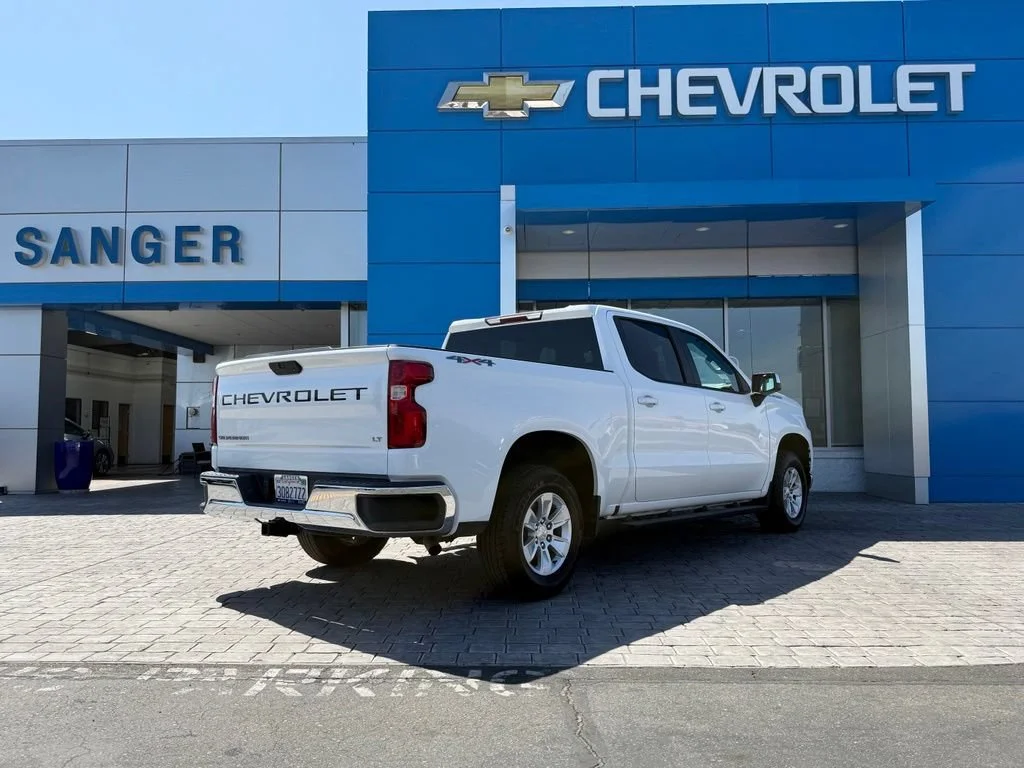 Used 2020 SUMMIT WHITE Chevrolet LT image 8