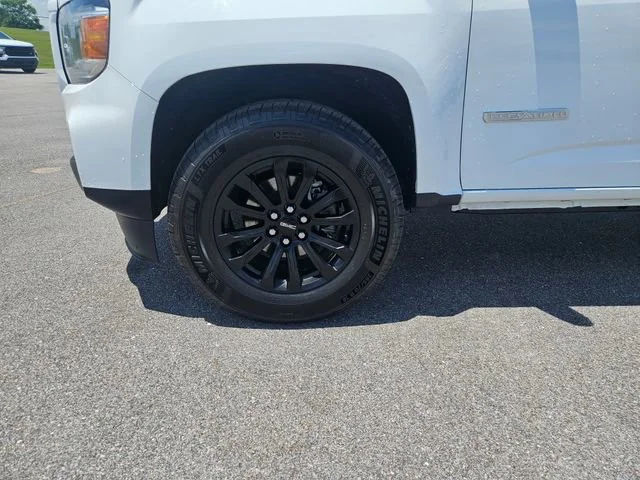 Used 2022 Summit White GMC Elevation image 27