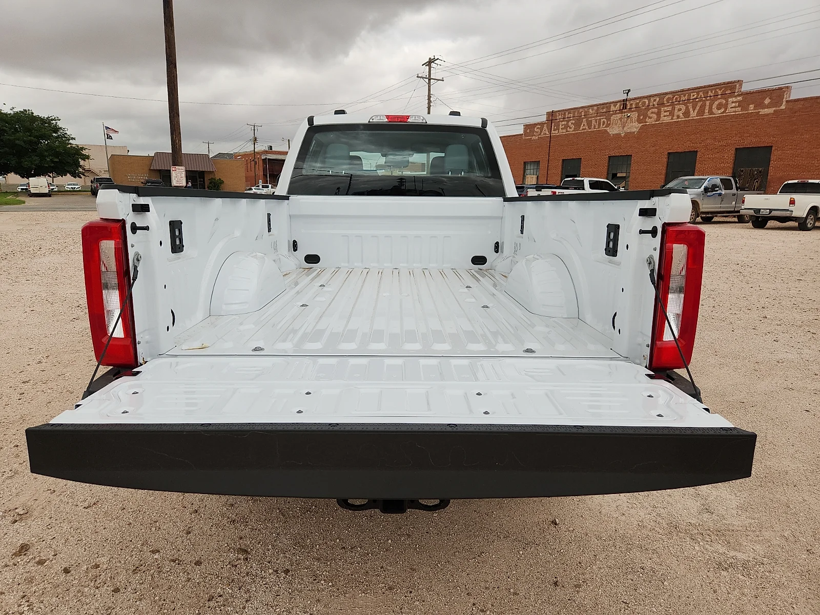 New 2026 Oxford White Ford F-250® XL image 12