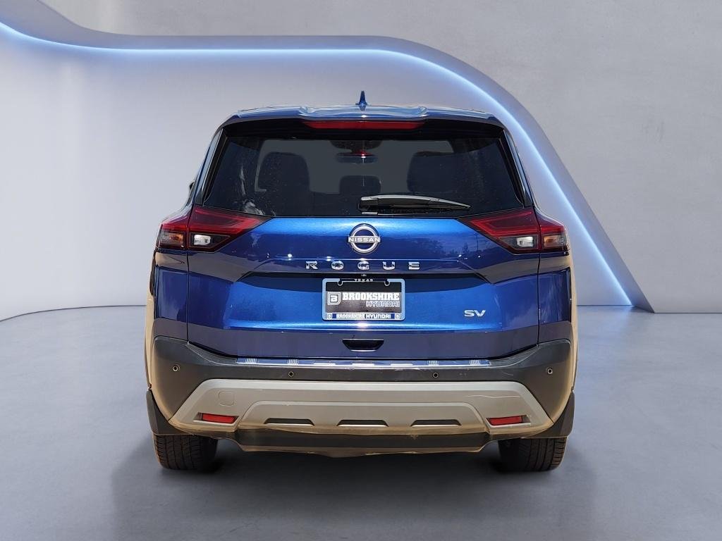 Used 2023 Caspian Blue Metallic Nissan SV image 7
