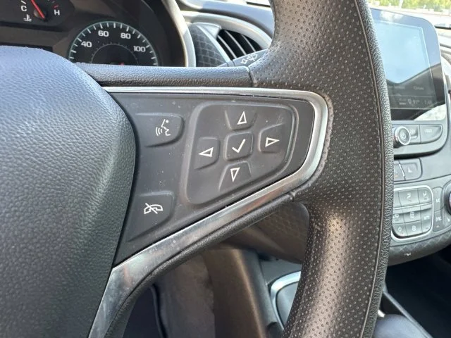 Used 2025 Black Chevrolet LT image 46