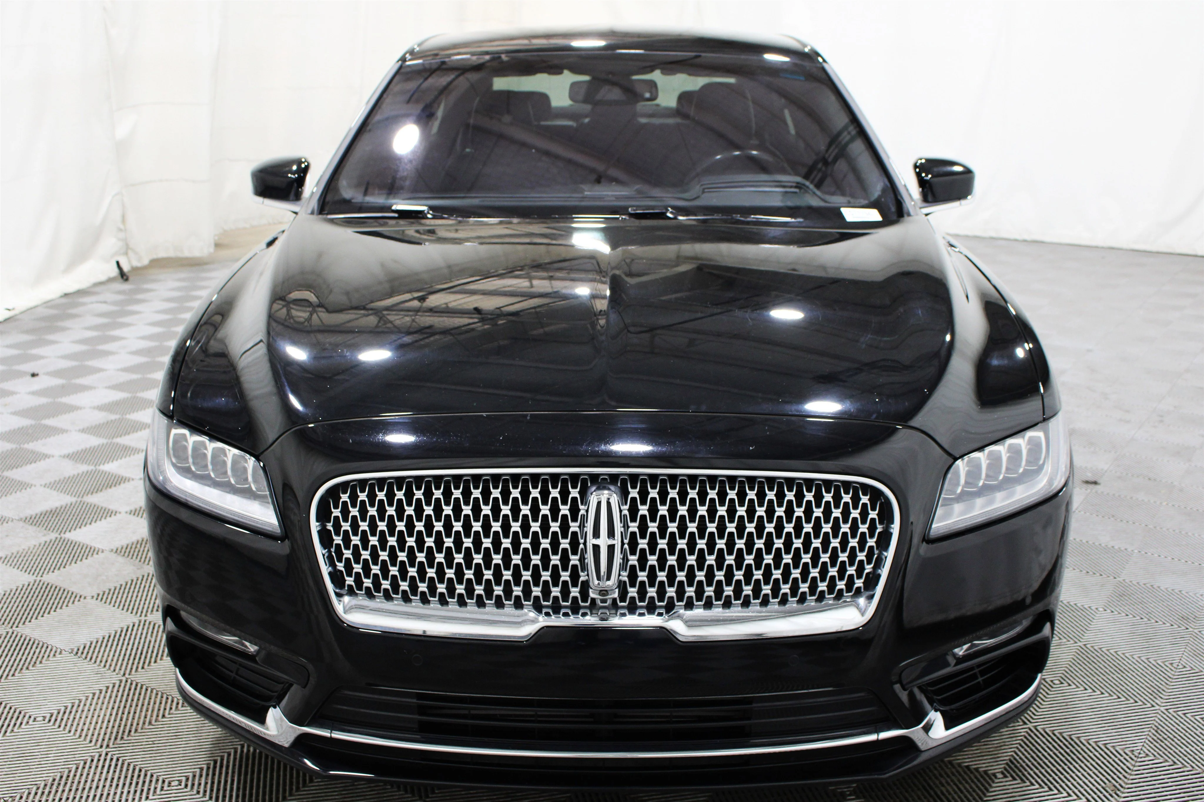 2018 Lincoln Continental Reserve - Photo 35