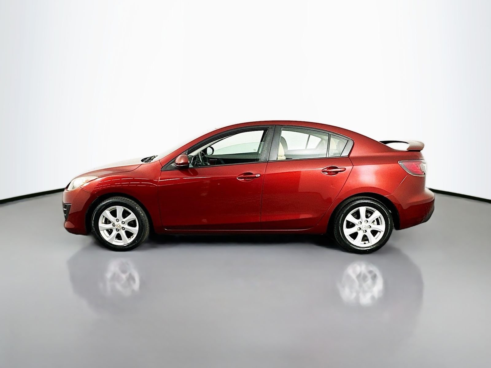 Used 2010 Copper Red Mica Mazda i Touring image 4