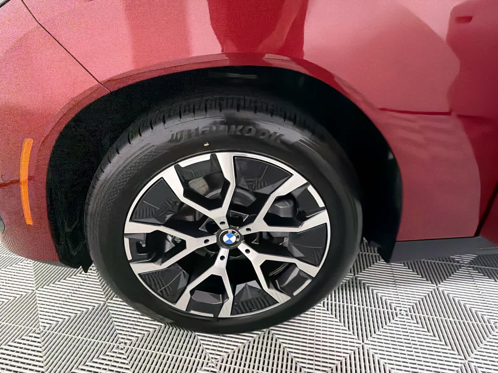 Used 2026 Vegas Red Metallic BMW 30 xDrive image 11
