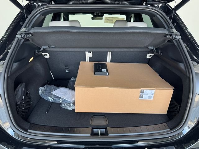 New 2026 Cosmos Black Metallic Mercedes-Benz GLA 250 image 9