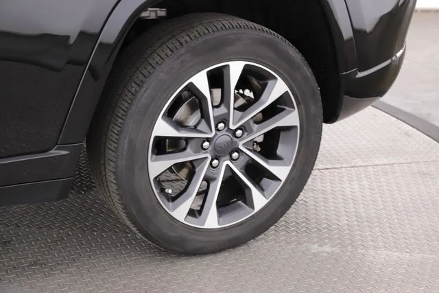 Used 2025 Black Jeep Overland image 14