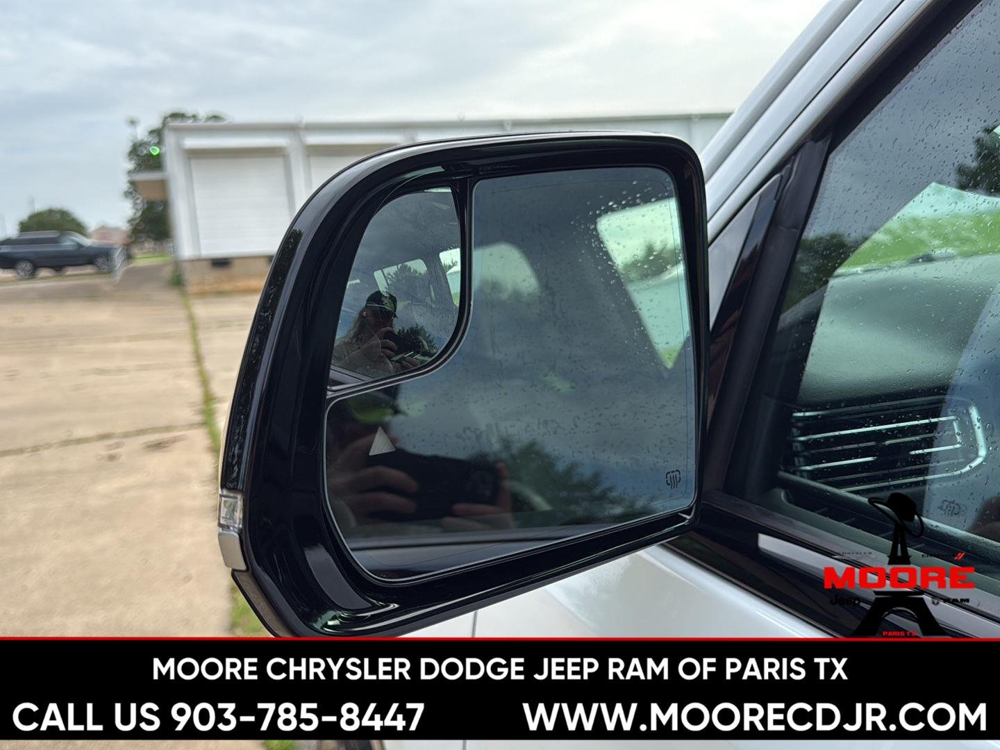New 2026 Bright White Clearcoat Jeep  image 9