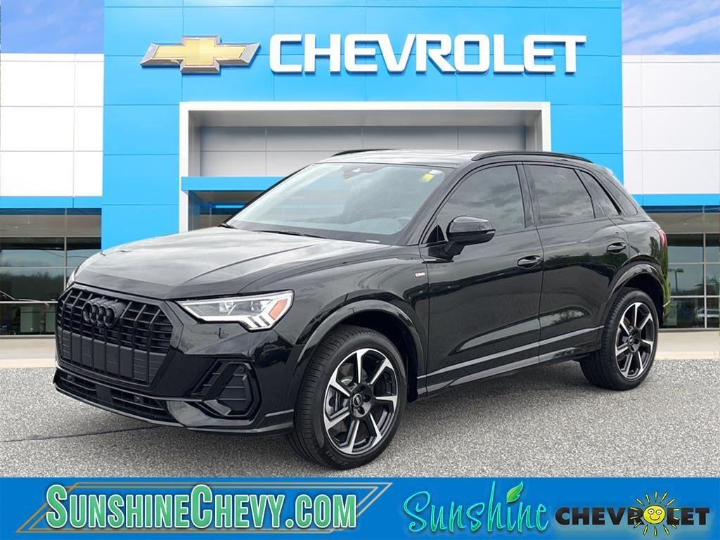 2025 Audi Q3 45 TFSI S Line Premium Plus quattro's photo