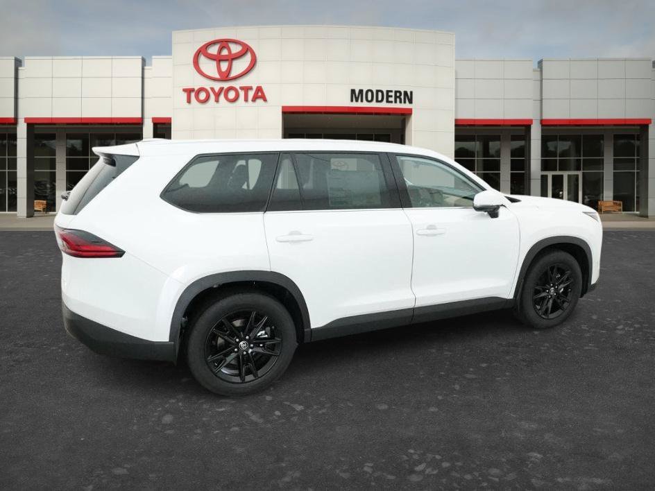New 2026 Wind Chill Pearl Toyota Platinum image 16