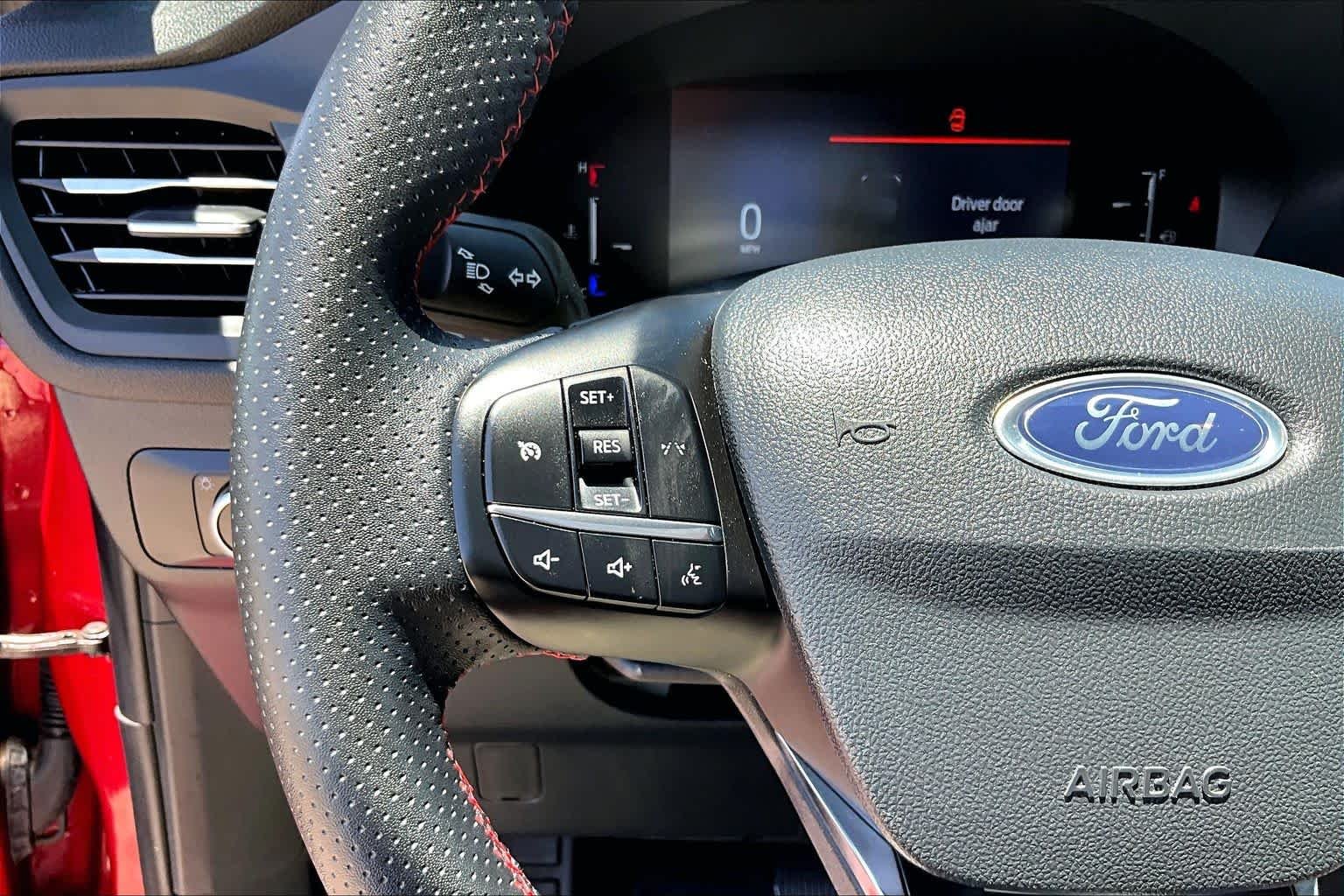 2025 Ford Escape ST-Line - Photo 21