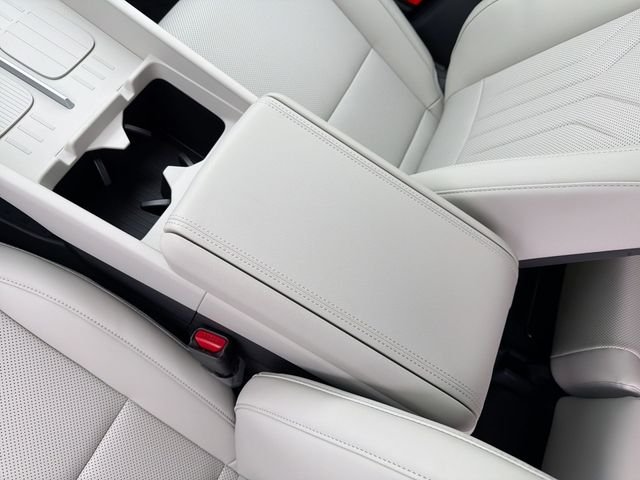 New 2026 Black Hyundai SEL AWD image 49