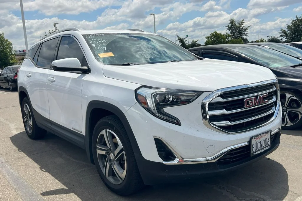 Used 2020 GMC Terrain SLT with VIN 3GKALPEV0LL247698 for sale in Hanford, CA