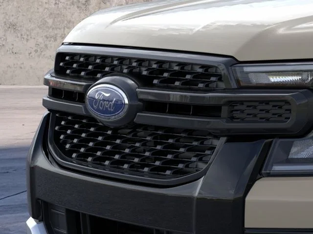 New 2026 Desert Sand Ford XLT image 21