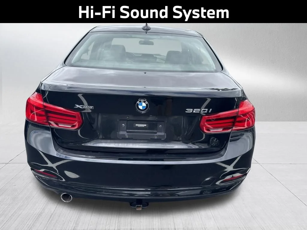 Used 2018 Black BMW 320i xDrive image 7