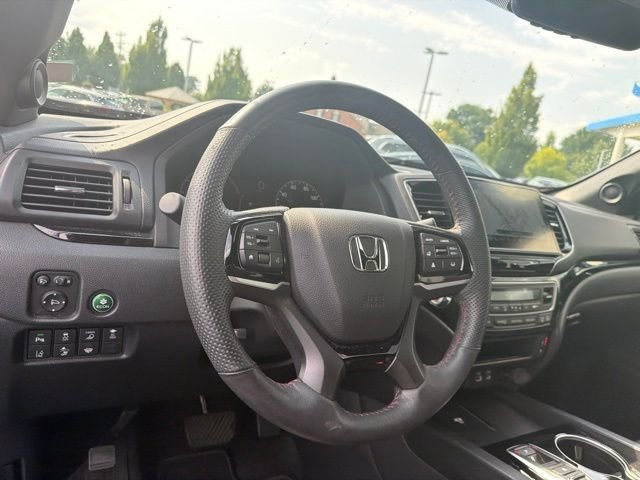 Certified Used 2024 Crystal Black Pearl Honda Black Edition image 16