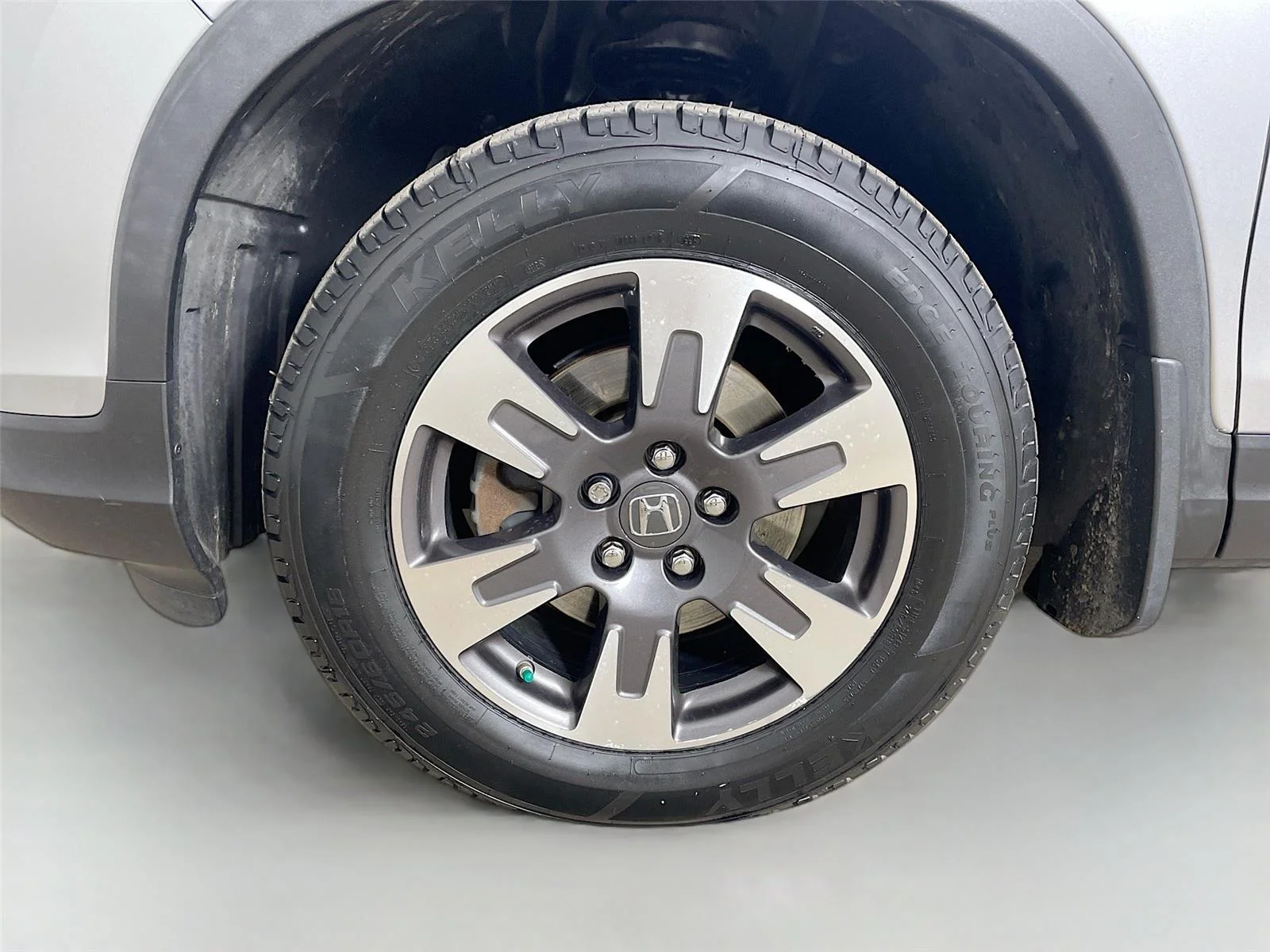 Used 2017 Lunar Silver Metallic Honda RTL-E image 30