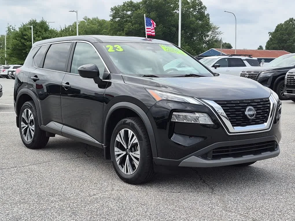 Certified Used 2023 Super Black Nissan SV image 2