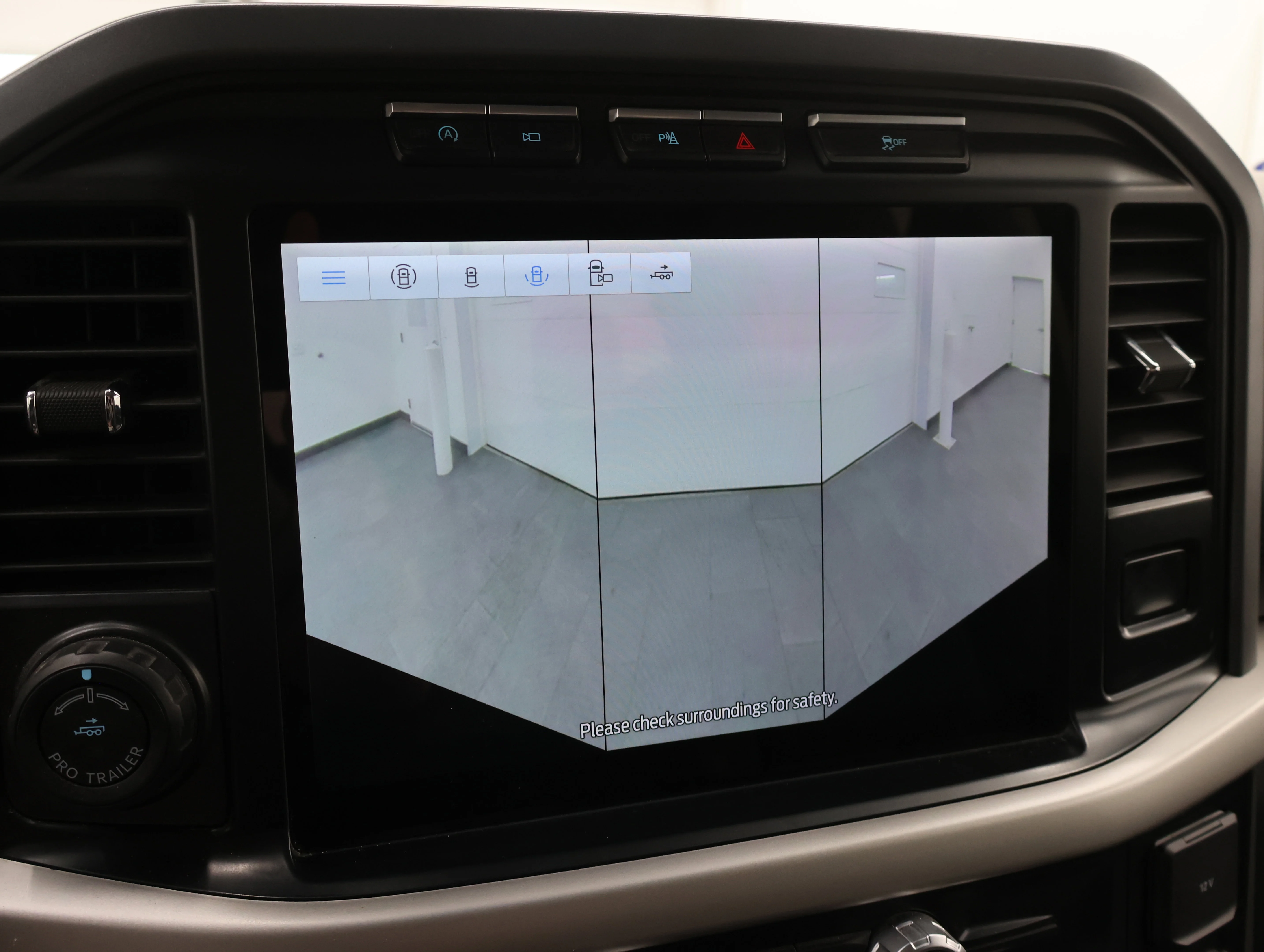Used 2021 Guard Metallic Ford XLT image 18