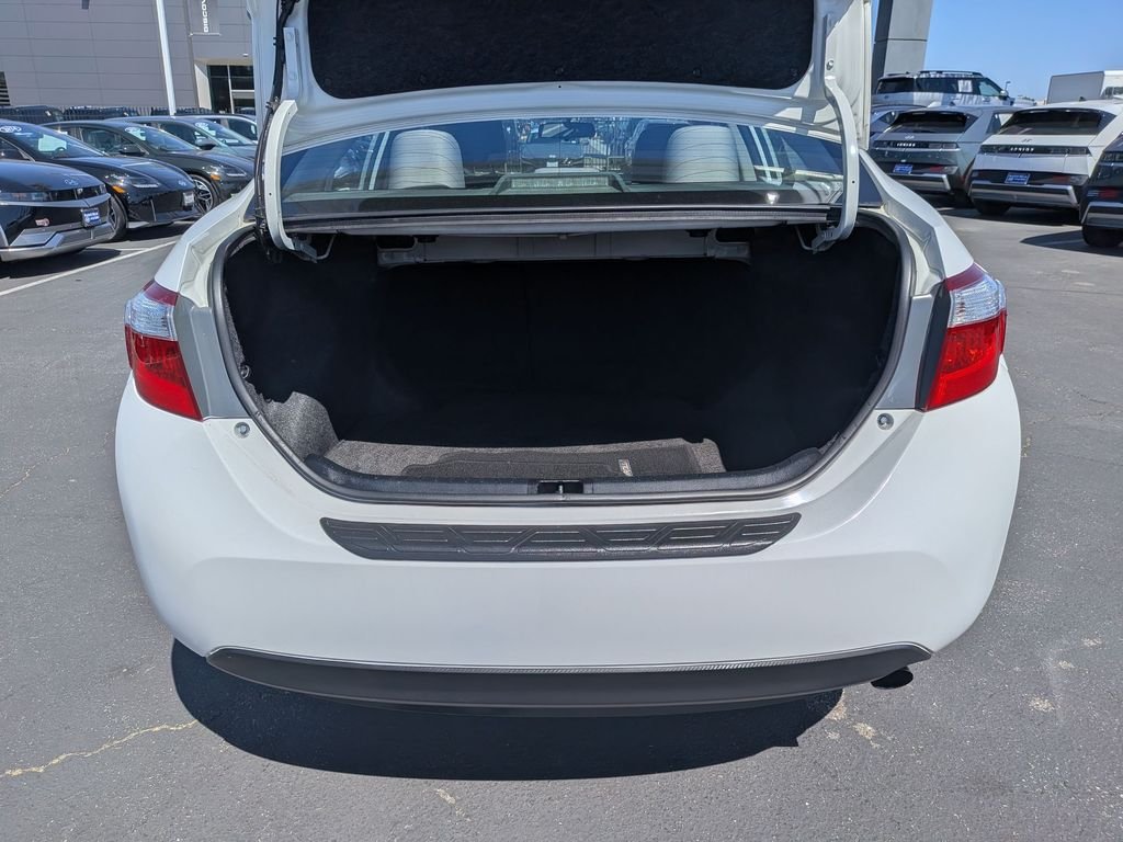 2014 Toyota Corolla LE Plus - Photo 31
